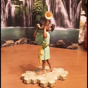 Thomas Blackshear Ebony Visions Figurine